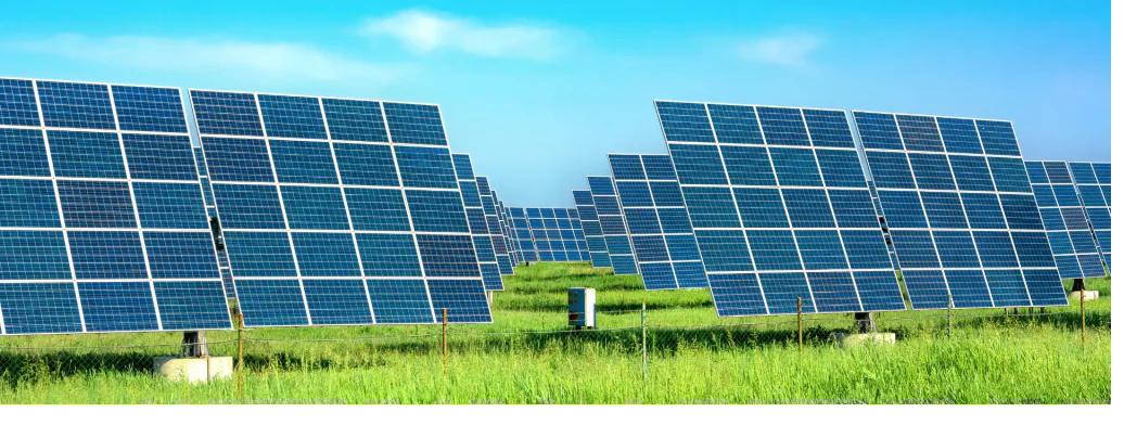 Instalación de paneles solares fotovoltaicos en una vivienda de Andratx, Mallorca